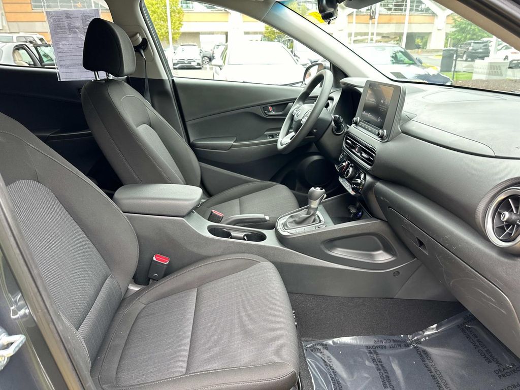 2023 Hyundai Kona SEL photo 20