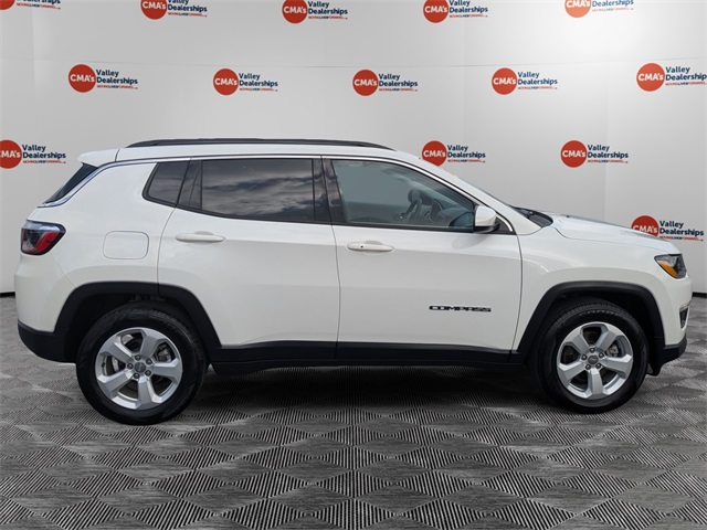 2021 Jeep Compass Latitude photo 4