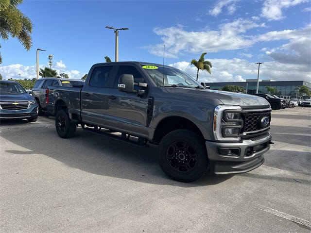 2024 Ford F-250 Super Duty XL's photo