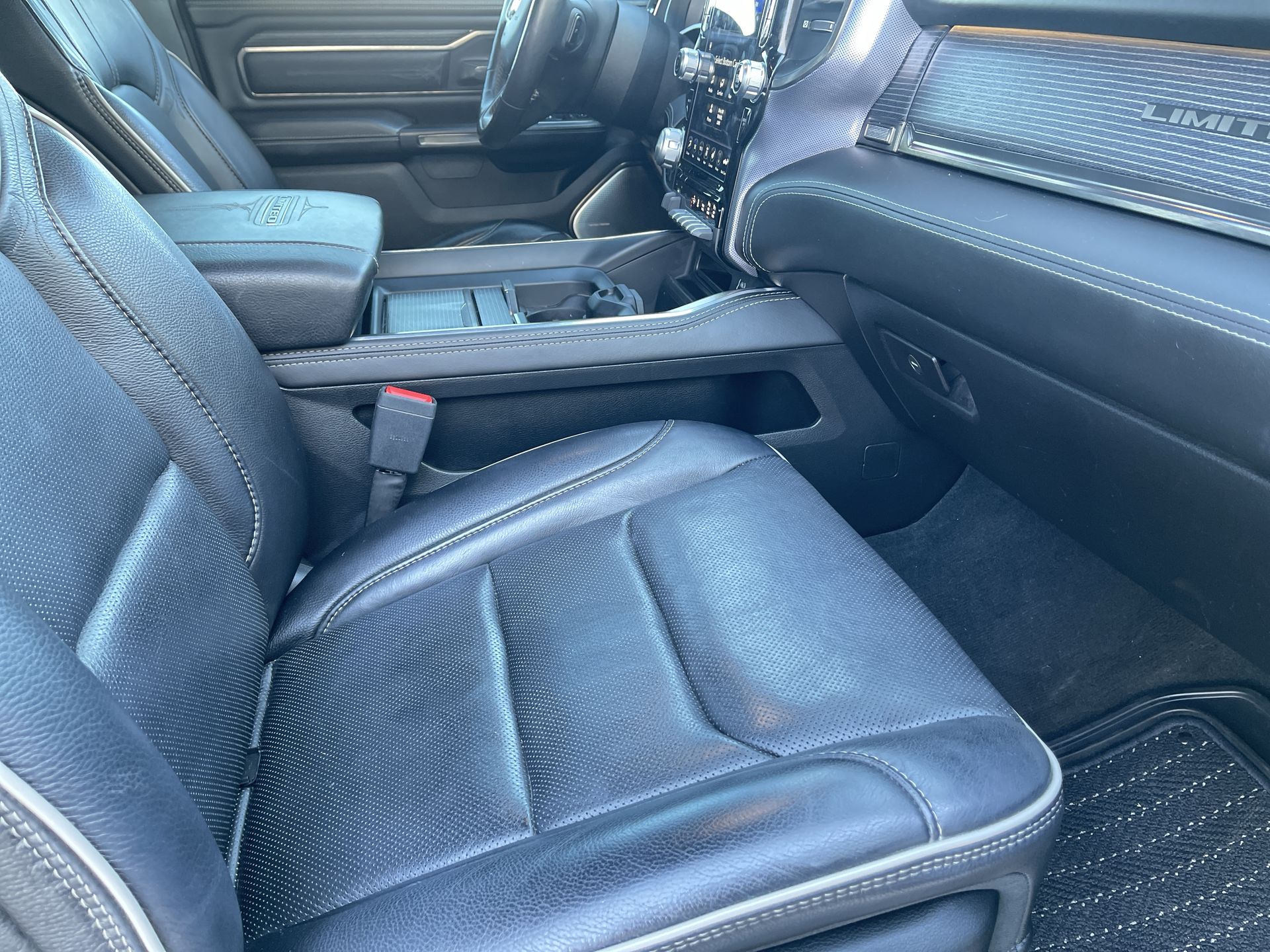 2020 Ram 1500 Limited photo 40