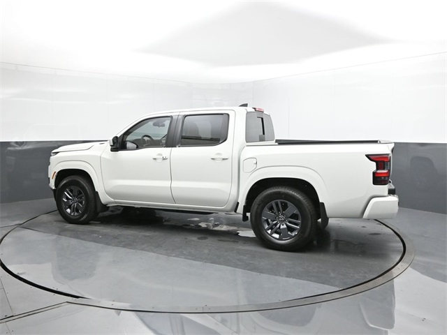 2025 Nissan Frontier SV photo 5