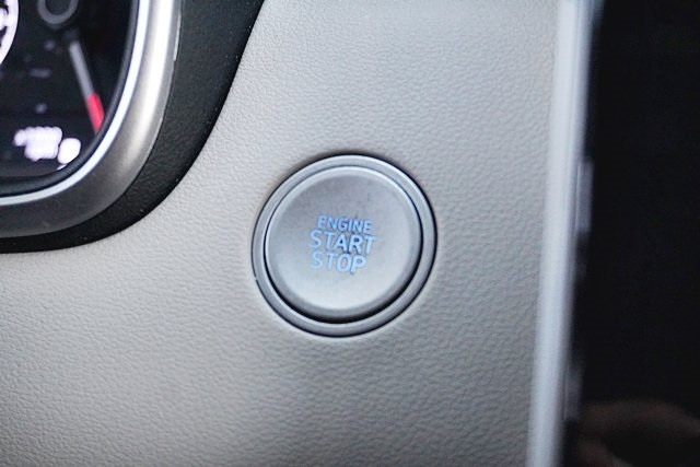 Used 2024 Gray Hyundai SEL image 29