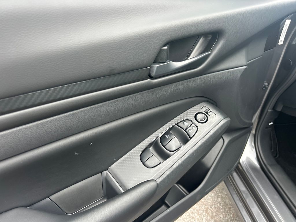 2025 Nissan Altima 2.5 S photo 14