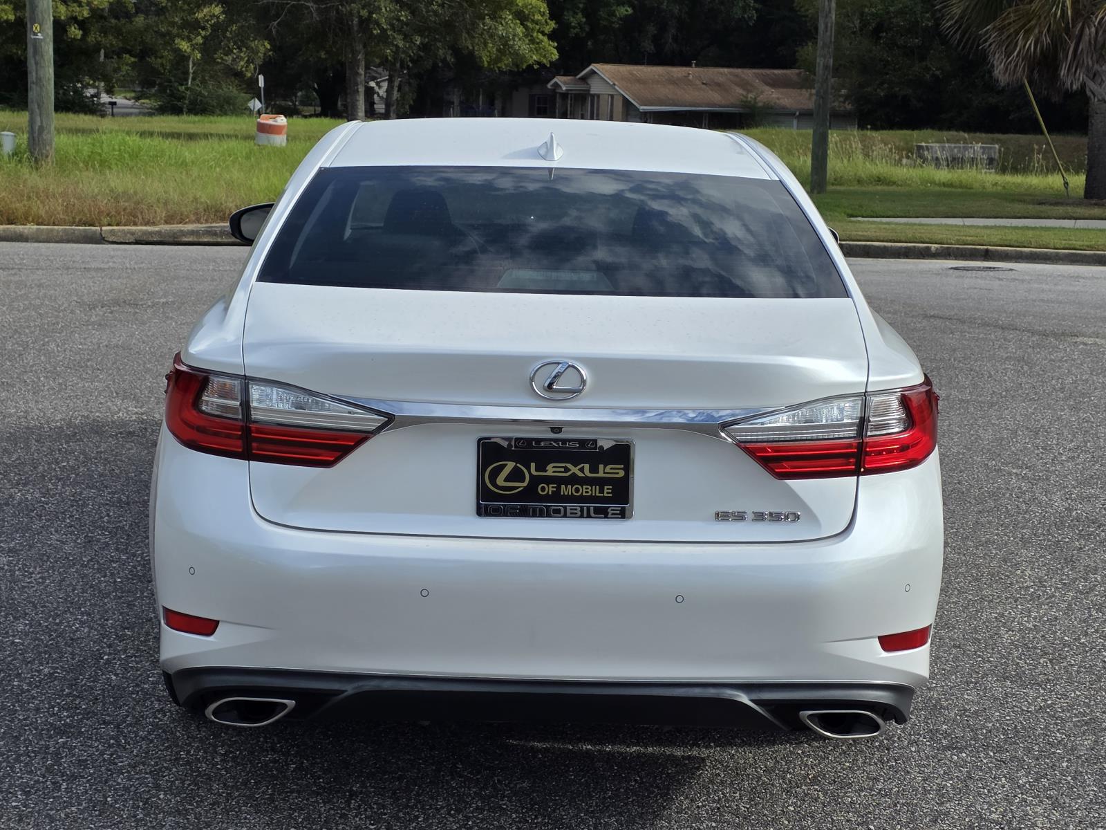 2018 Lexus ES 350 photo 3
