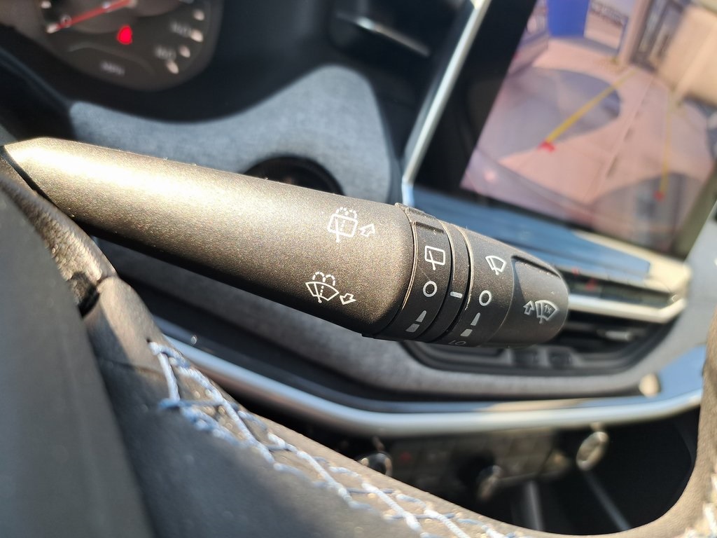 2022 Jeep Compass Latitude photo 10