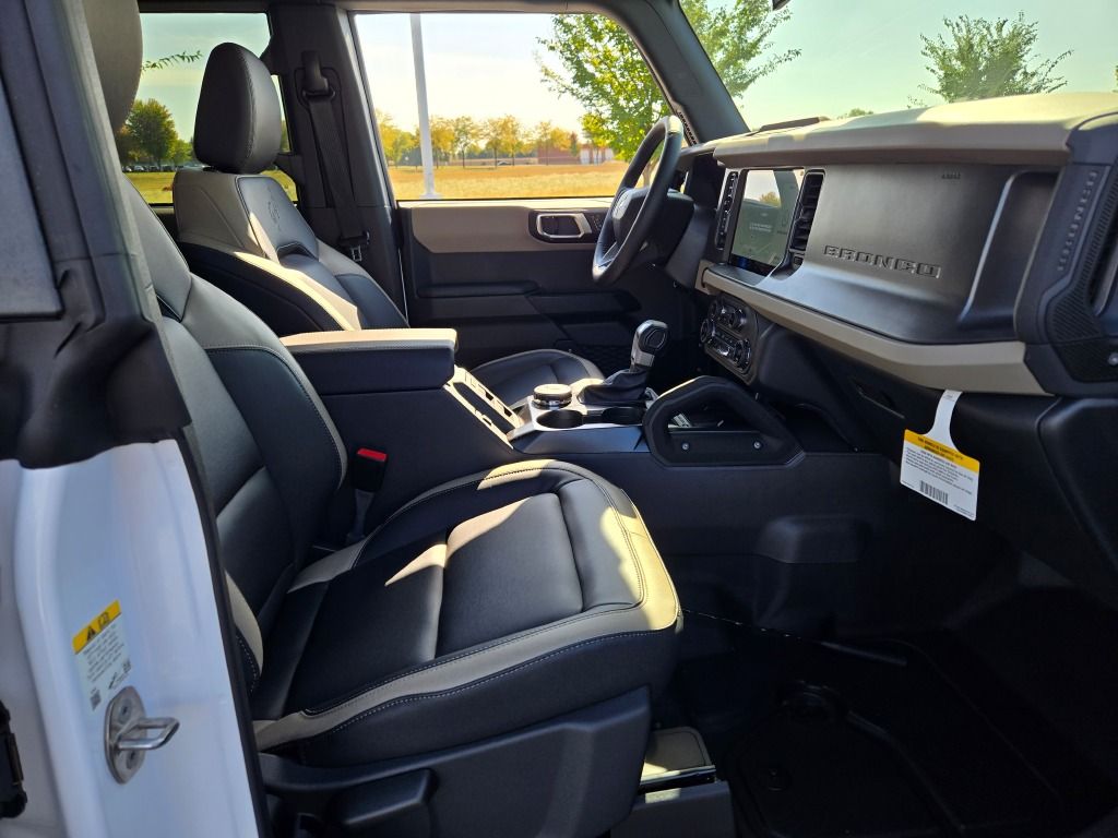 2025 Ford Bronco Big Bend photo 5