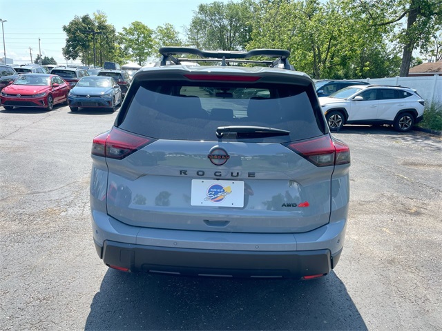 2025 Nissan Rogue SV photo 12