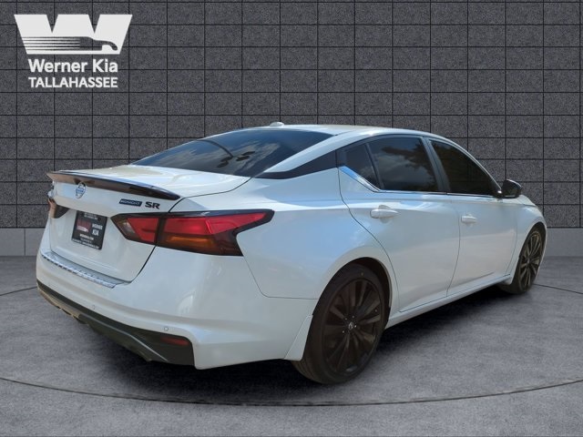 2022 Nissan Altima 2.5 SR photo 4
