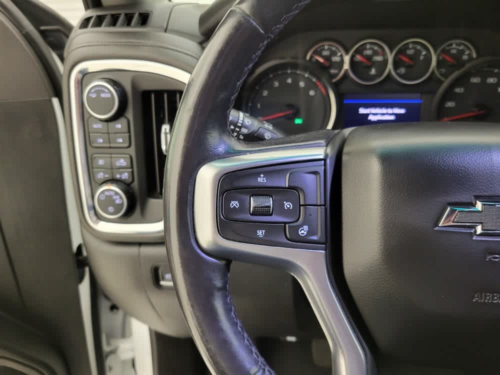 2021 Chevrolet Silverado 1500 RST photo 3