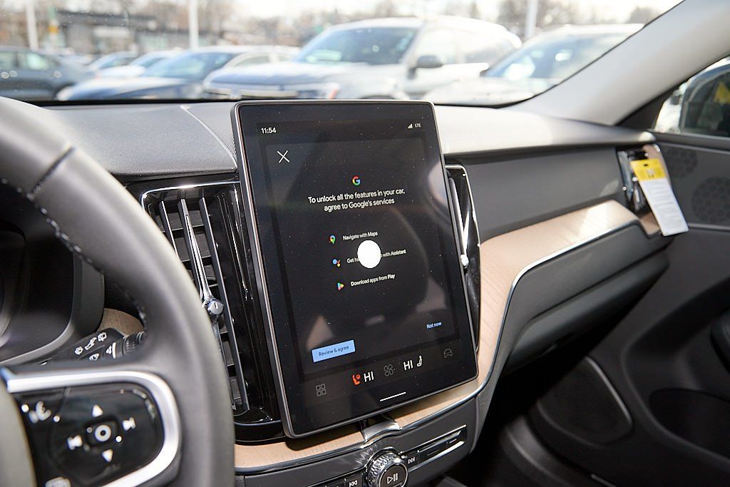 2026 VOLVO XC60 - Image 14