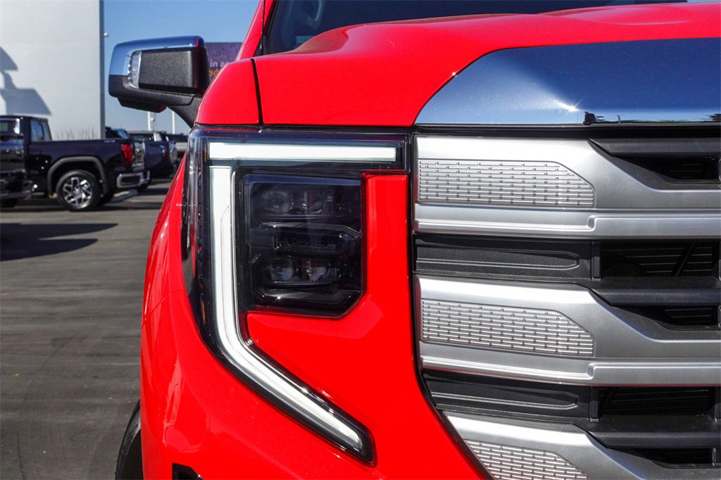 2026 Gmc Sierra 1500 SLE photo 3