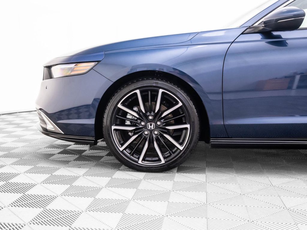 2024 Honda Accord Hybrid Touring photo 32