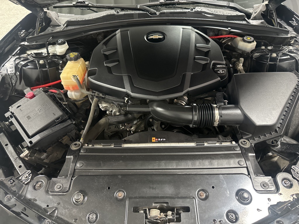 2019 Chevrolet Camaro 1LT photo 11