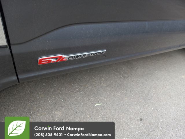 2025 Ford F-250 Platinum photo 9