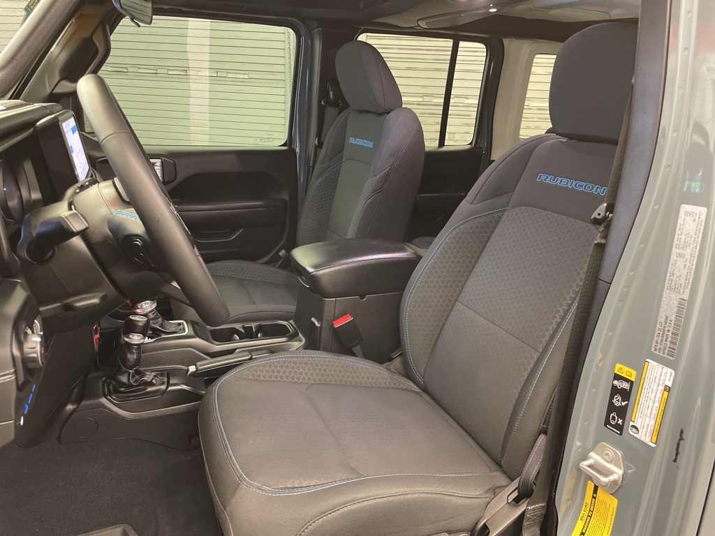 2024 Jeep Wrangler Rubicon 4xe photo 16