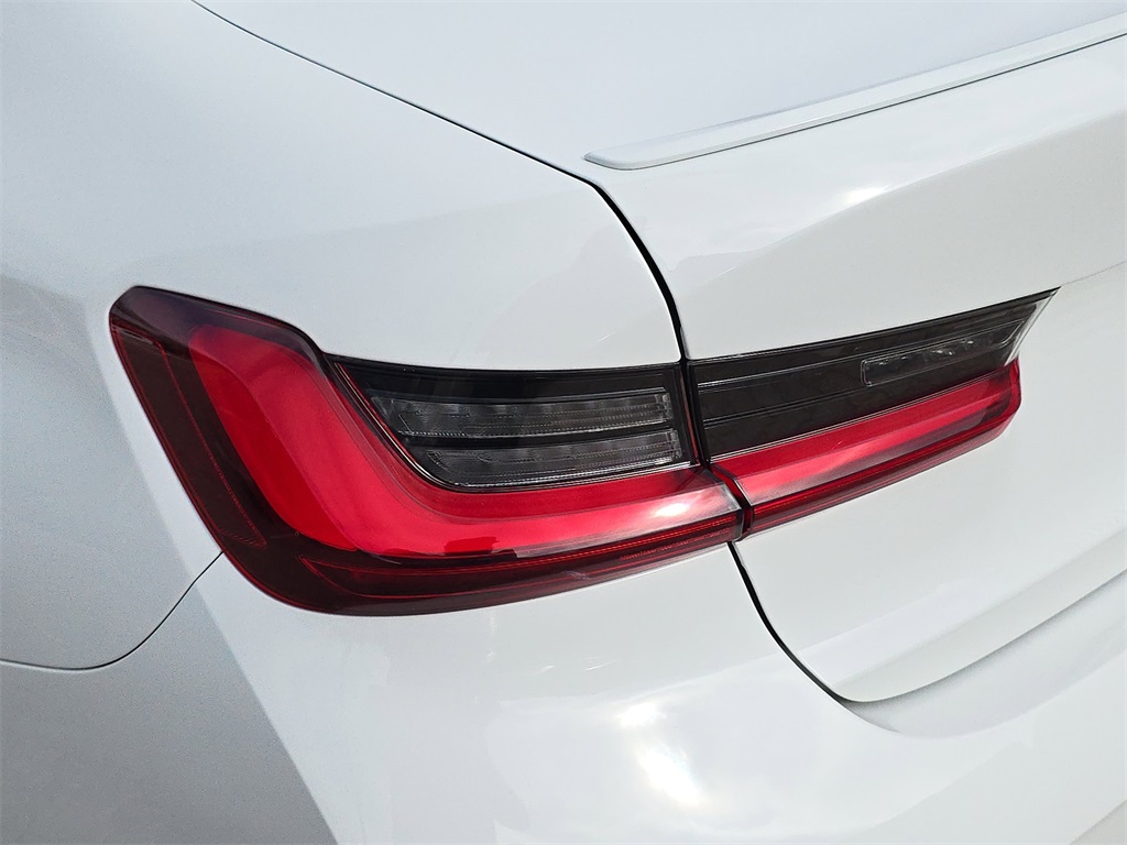 2023 Bmw 330i Sedan photo 33