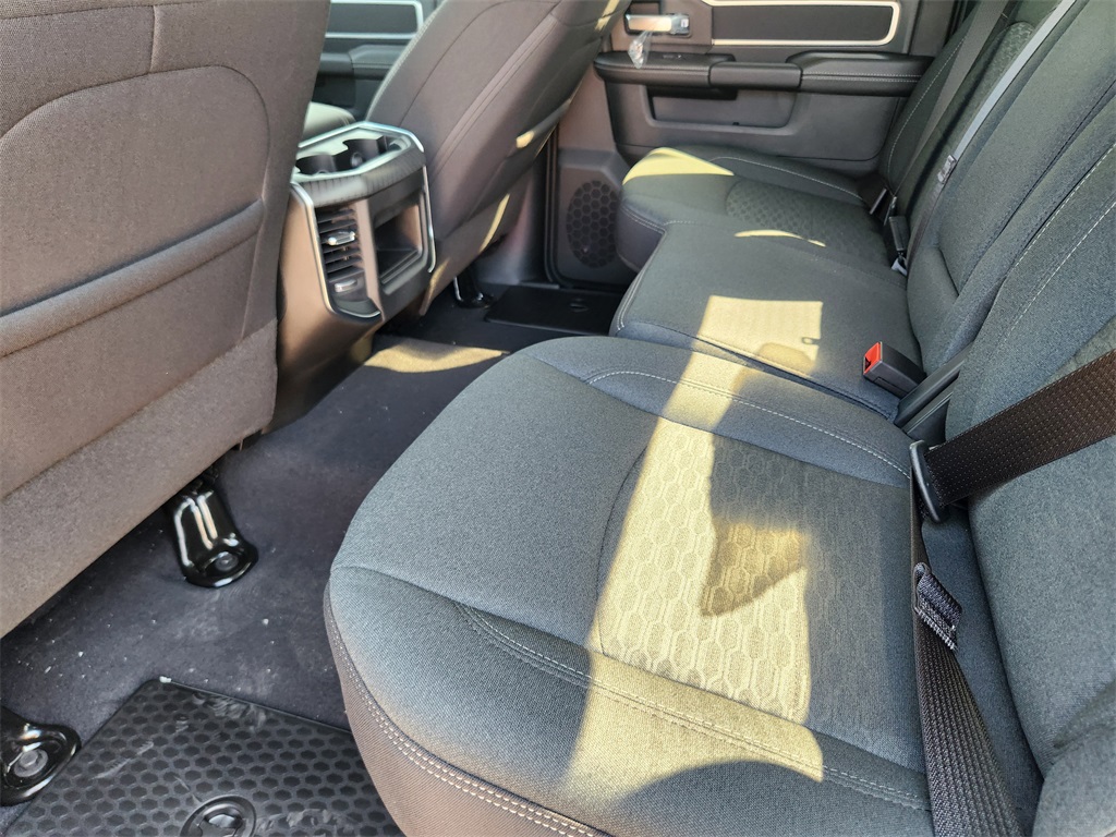 2026 Ram 2500 Big Horn photo 19