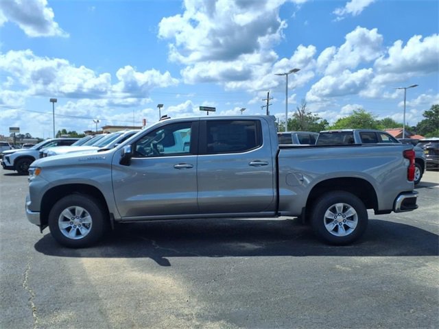 2025 Chevrolet Silverado 1500 LT photo 10