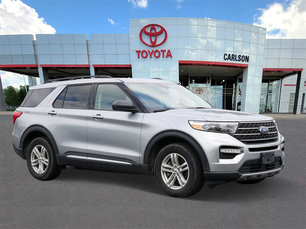 Used 2022 Ford Explorer XLT with VIN 1FMSK8DH7NGB28764 for sale in Minneapolis, Minnesota