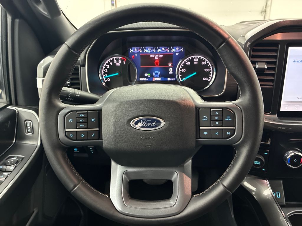 2023 Ford F-150 XLT photo 12