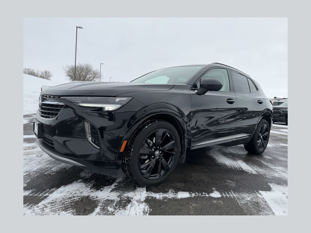 2022 Buick Envision Essence's photo