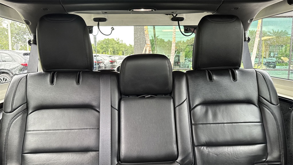 2021 Jeep Wrangler Unlimited Sahara Altitude photo 18