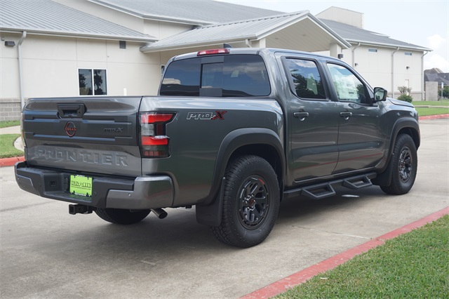 2026 Nissan Frontier PRO-X photo 4
