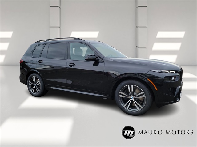 2026 BMW X7 40i's photo