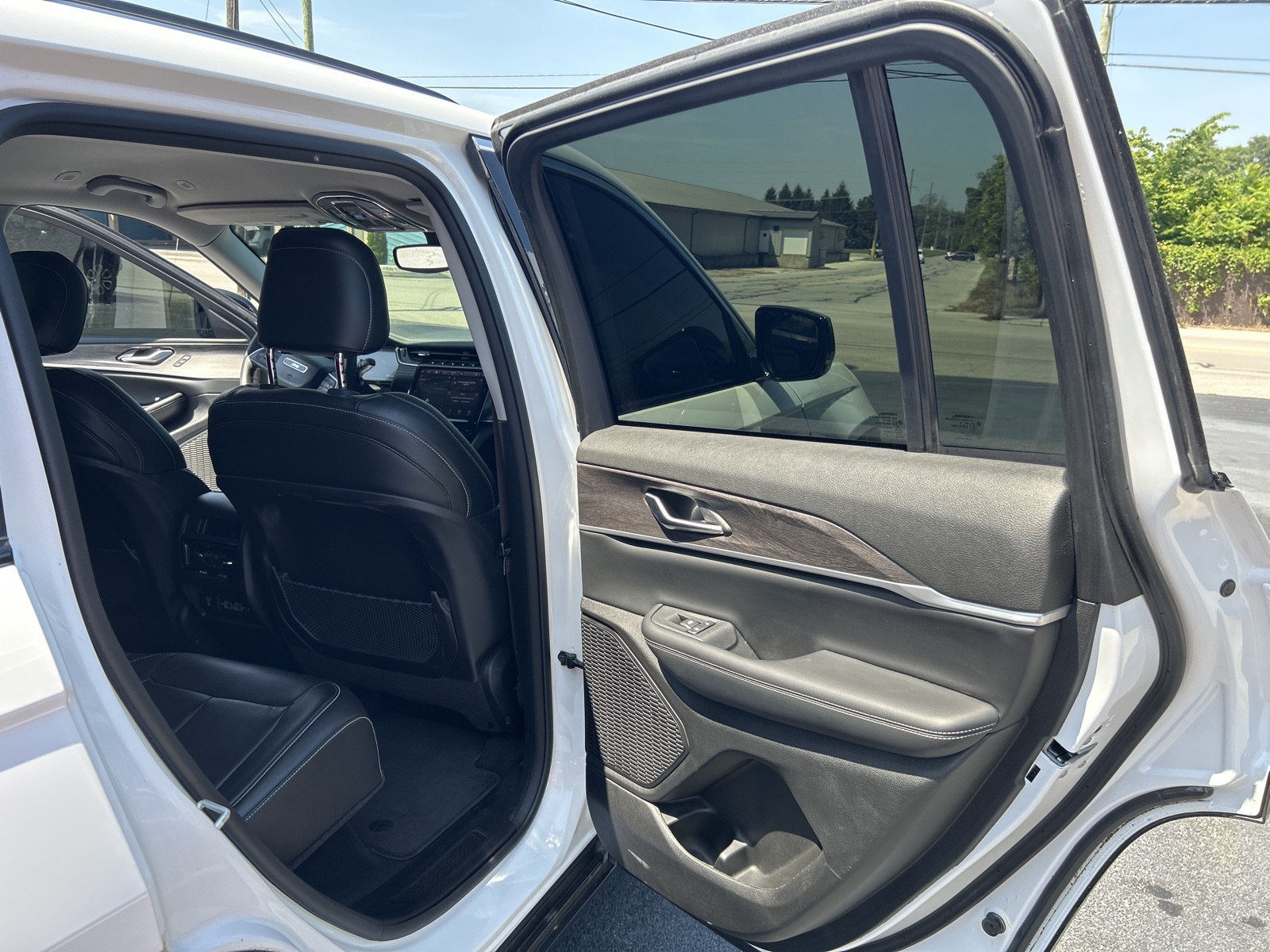 2023 Jeep Grand Cherokee Limited photo 36