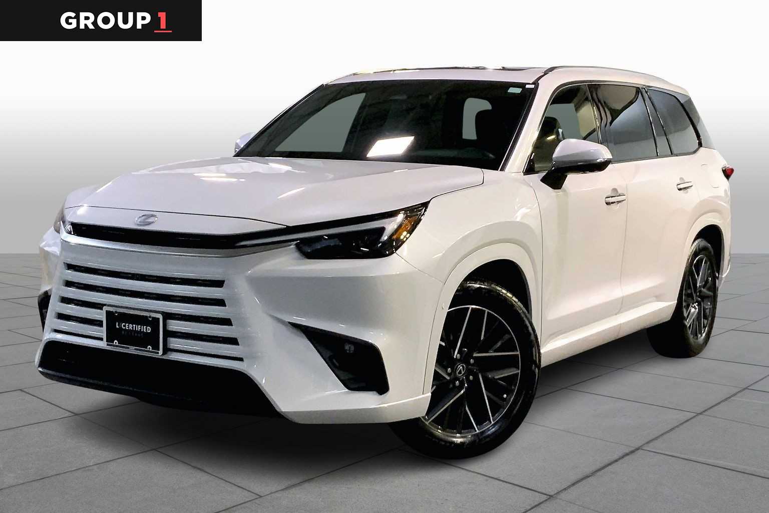 2025 Lexus TX Premium's photo