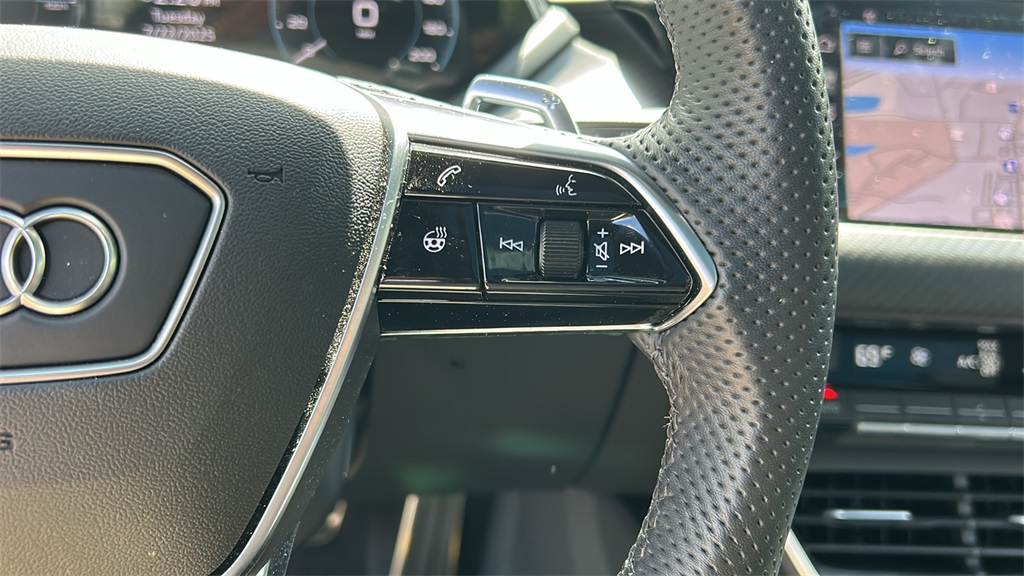 2023 Audi RS e-tron GT Base photo 13