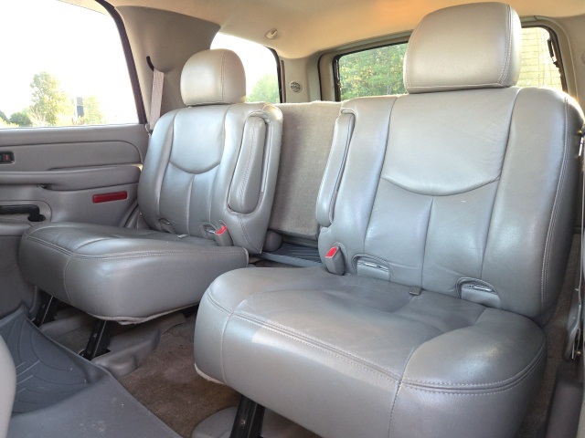2005 Chevrolet Tahoe LT photo 13