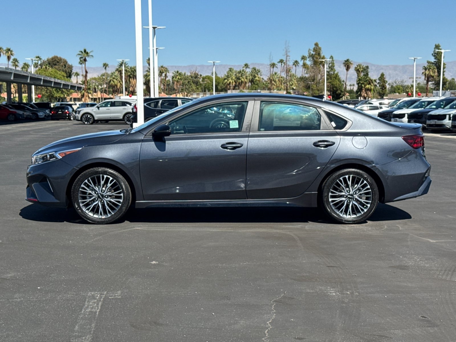 2023 Kia Forte GT-Line photo 6