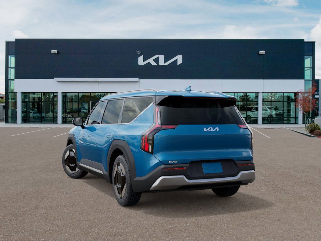 2026 Kia EV9 Wind photo 2