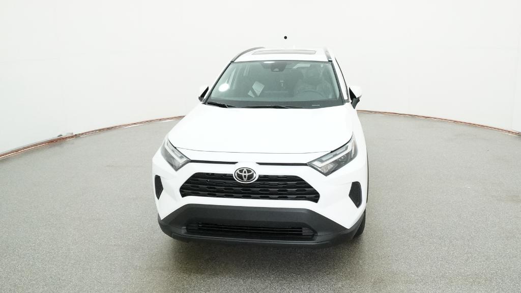 2025 Toyota RAV4 XLE photo 2