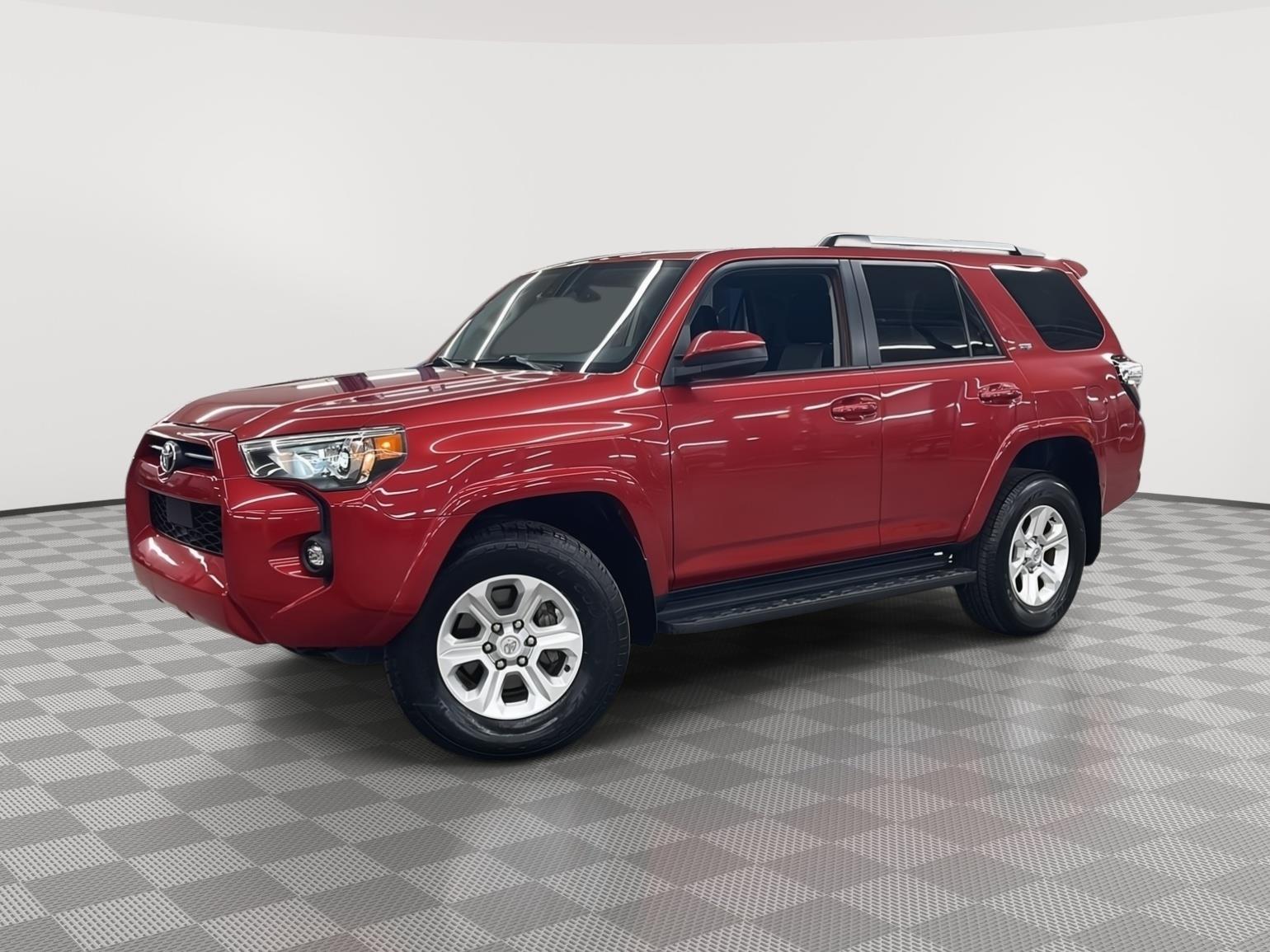 2024 Toyota 4Runner SR5 photo 3