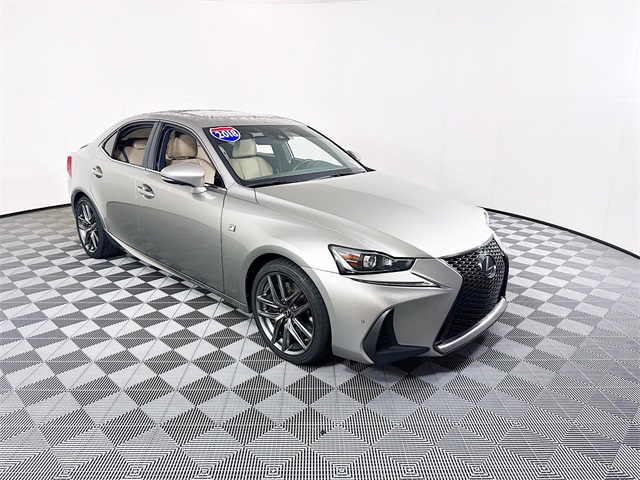 2018 Lexus IS 350's photo