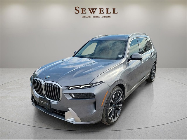 2026 BMW X7 40i's photo