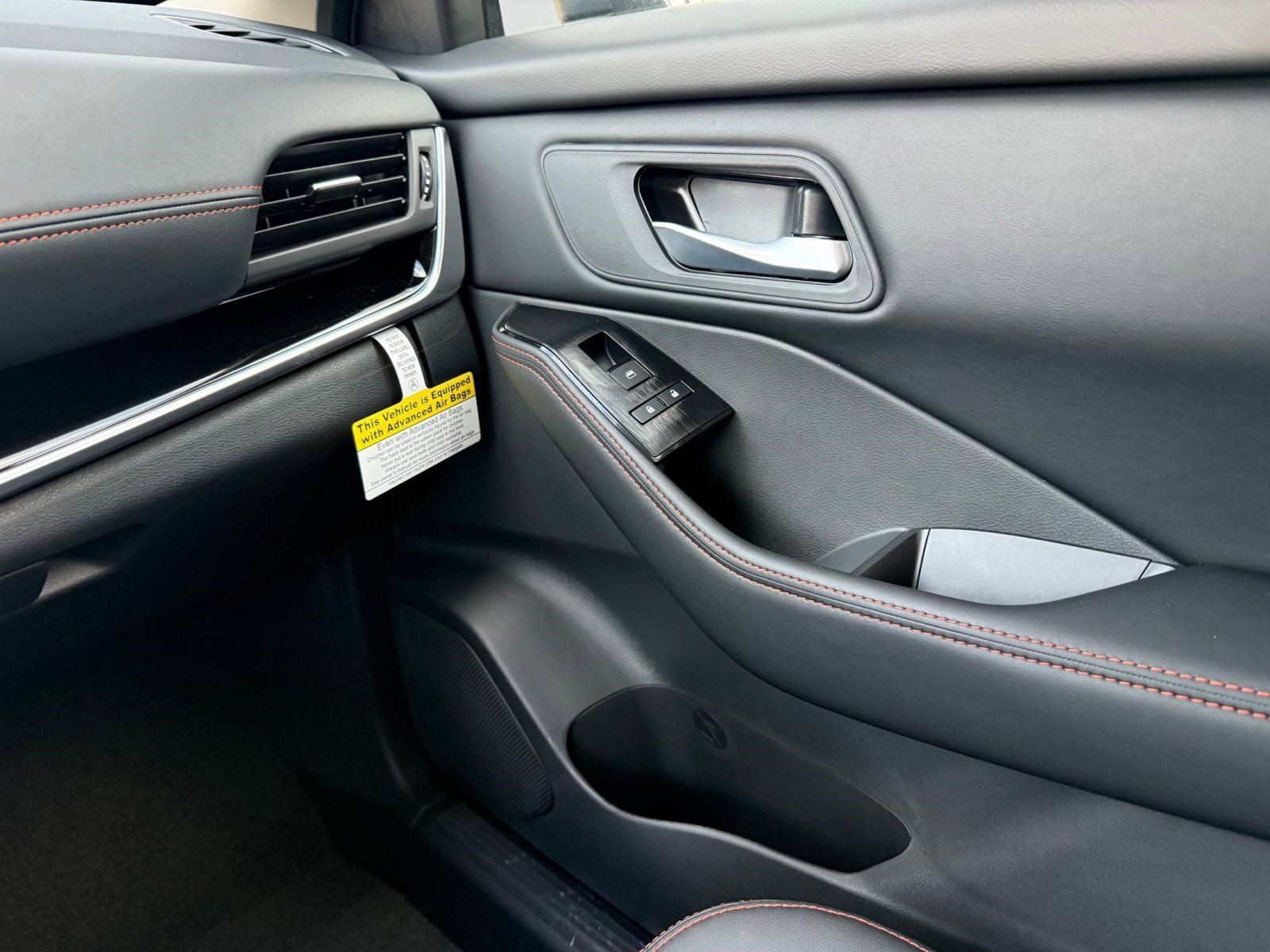 2026 Nissan Rogue SV photo 22