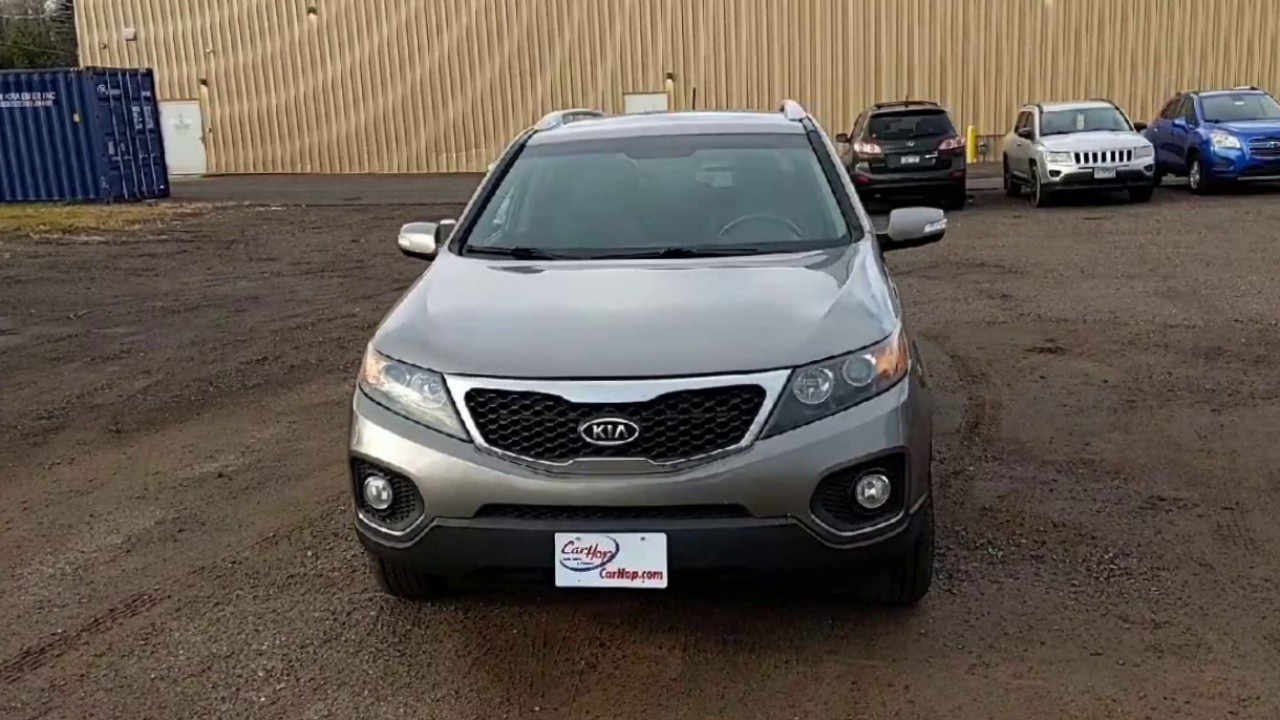 2012 Kia Sorento LX photo 2
