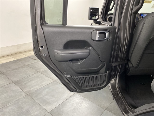 2024 Jeep Wrangler Sport S photo 24