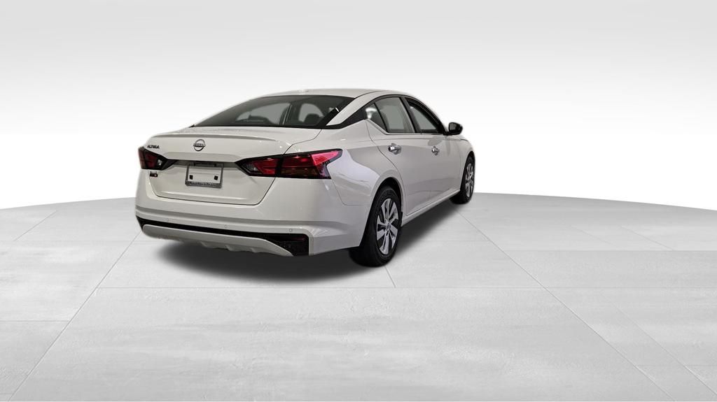 2025 Nissan Altima 2.5 S photo 5