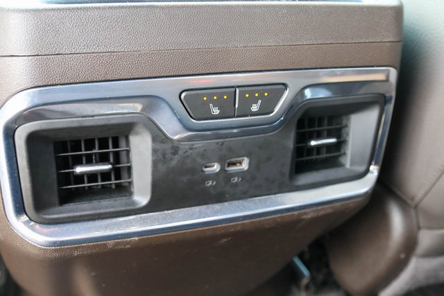 Used 2022 White Frost Tricoat GMC Denali image 24