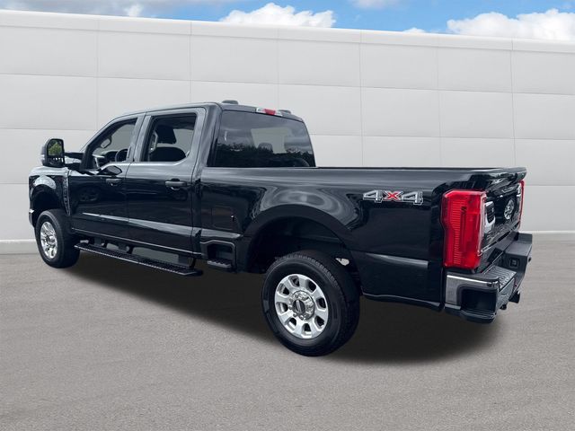2024 Ford F-250 XLT photo 3