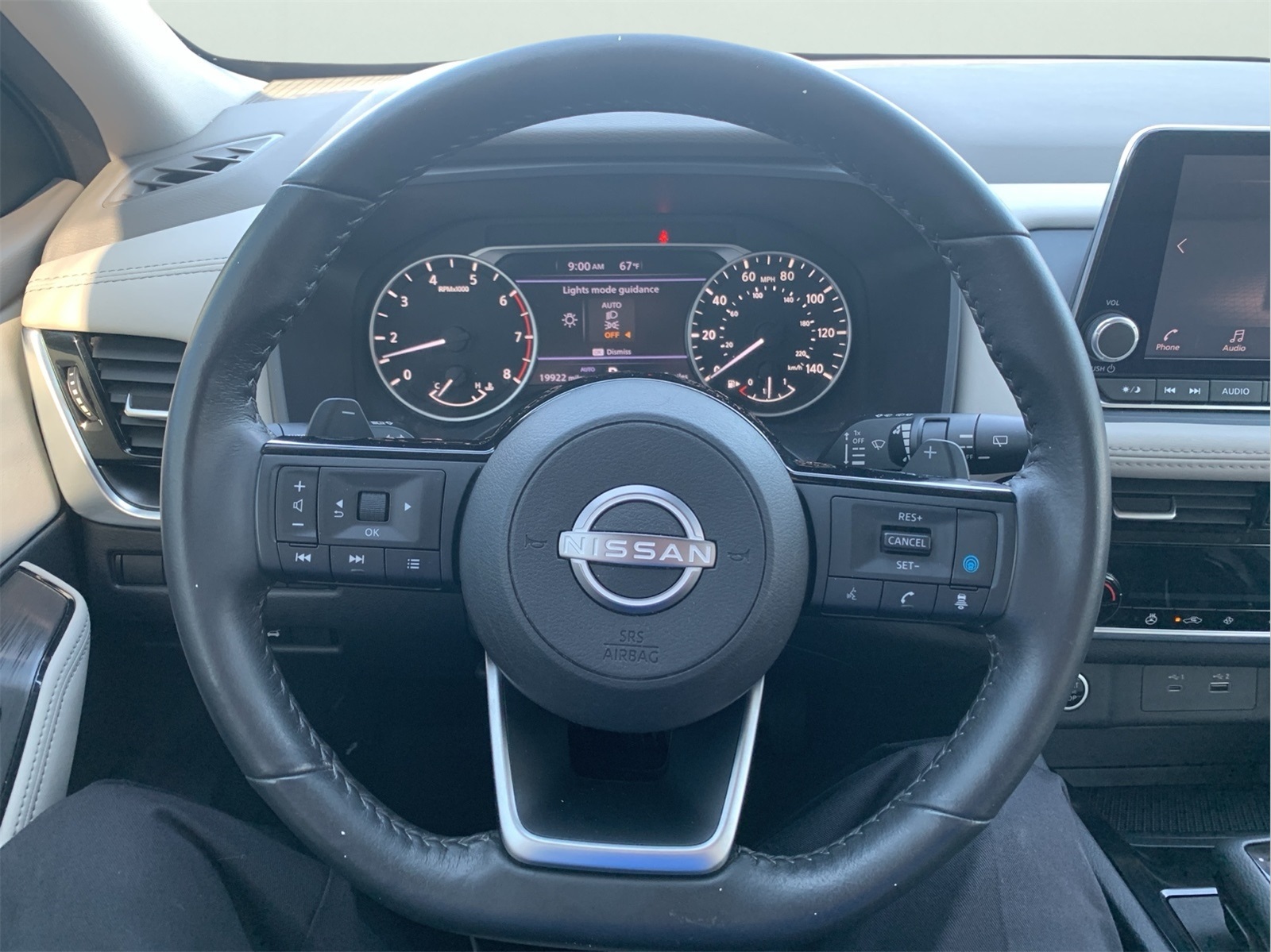 2023 Nissan Rogue SV photo 13