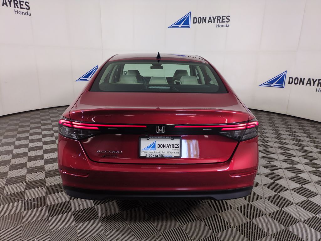 2025 Honda Accord SE photo 4