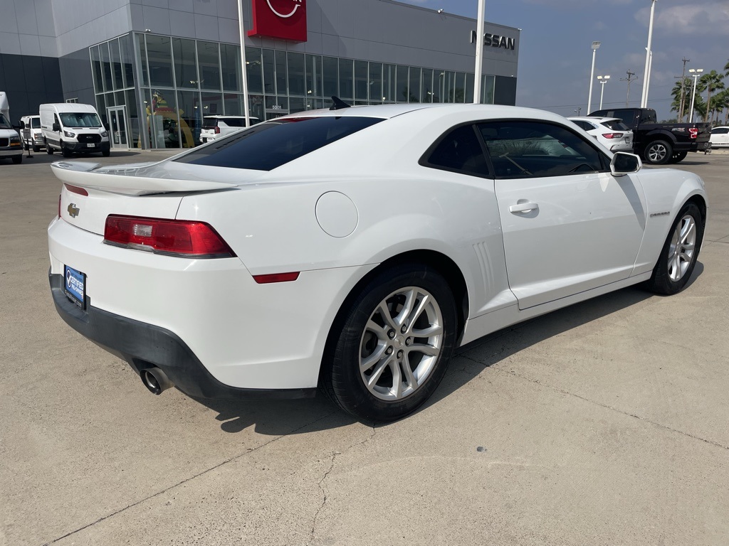 2015 Chevrolet Camaro photo 3
