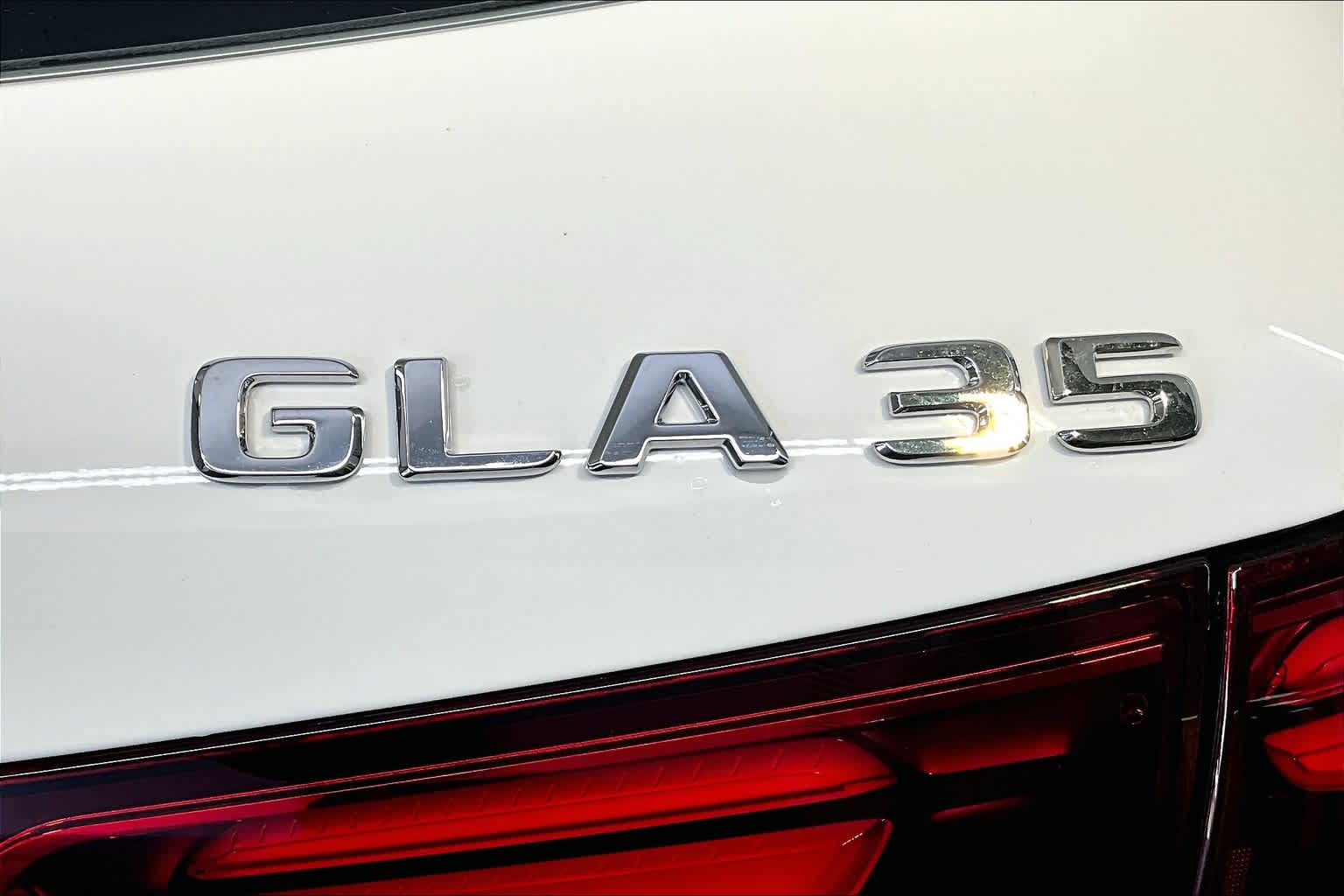 2025 Mercedes Benz GLA AMG 35 4MATIC photo 3