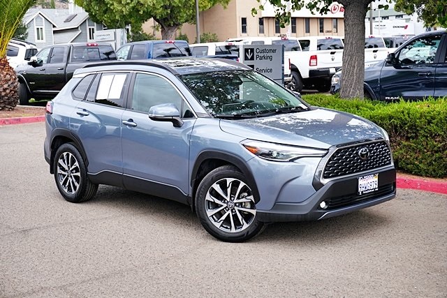 Used 2023 Gray Toyota XLE image 2