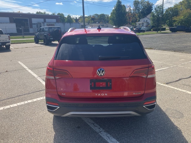 2022 Volkswagen Taos SE photo 6
